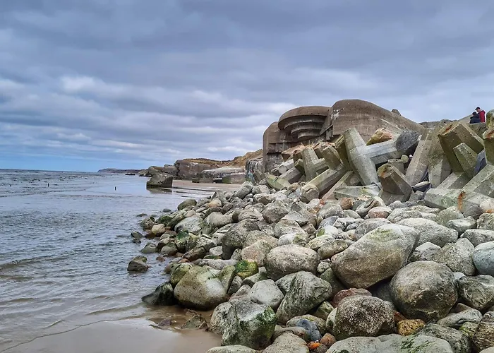 6 Person In Lokken-by Traum